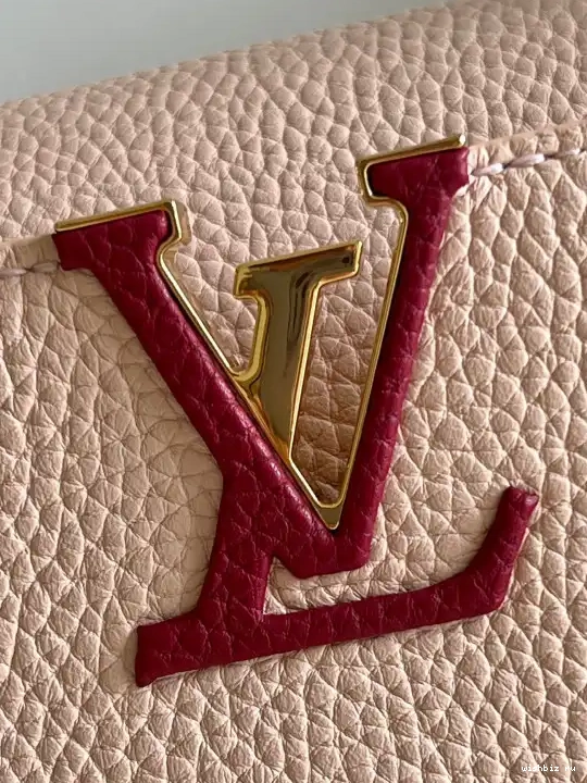 WIS BB LOUIS VUITTON CAPUCINES 0524